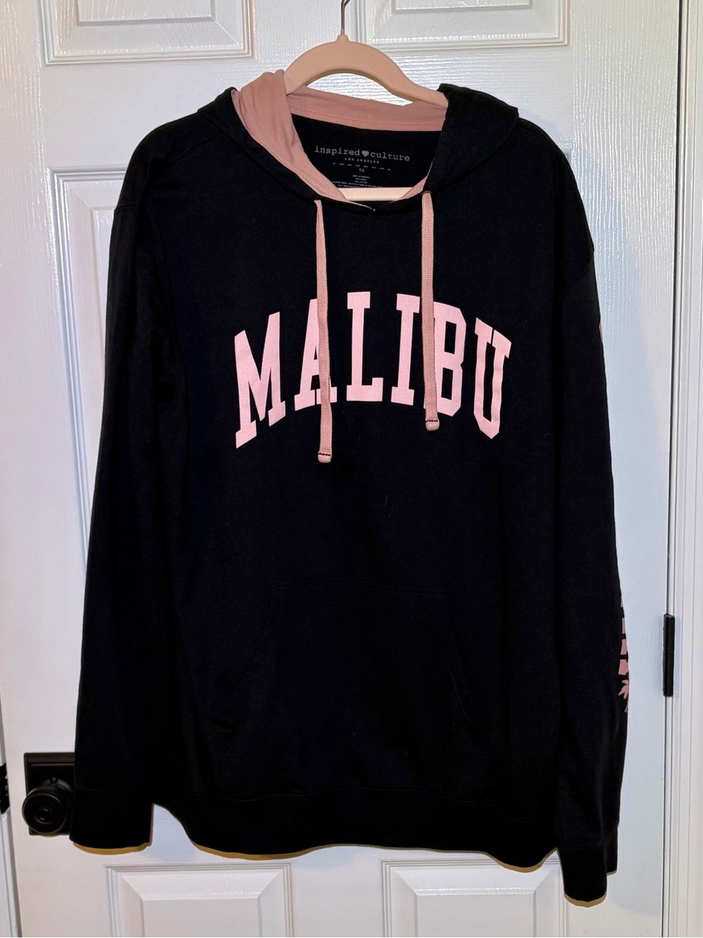 NWOT Malibu Graphic Drawstring Hoodie in Black with Pink Lettering.  1X